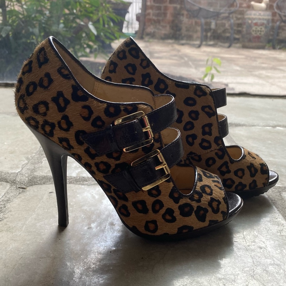 MICHAEL KORS CHEETAH STILETTO